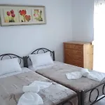 Petra's House 波利克罗诺