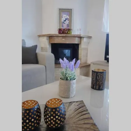 בית נופש Petra's House *